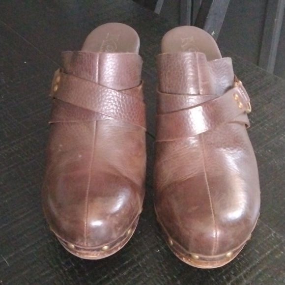 KORK EASE CLOGS - Picture 2 of 11
